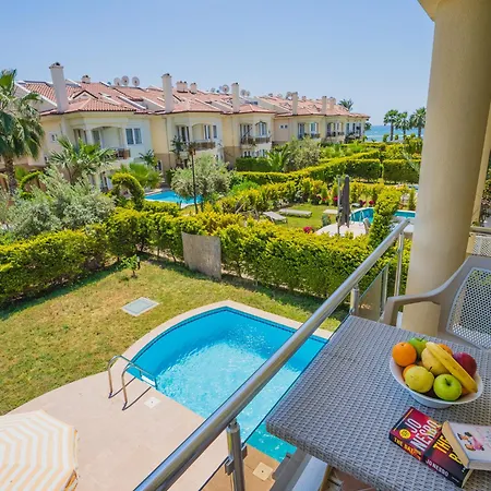 ヴィラ Sunset Club Aqualettings Pearl 4 フェティエ