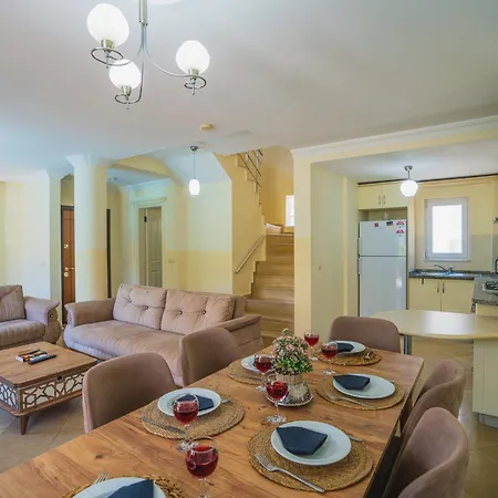 فيلة Sunset Club Aqualettings Pearl 4