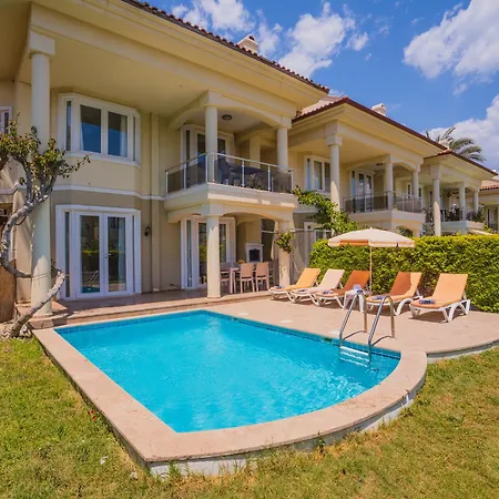 فيلة Sunset Club Aqualettings Pearl 4 *