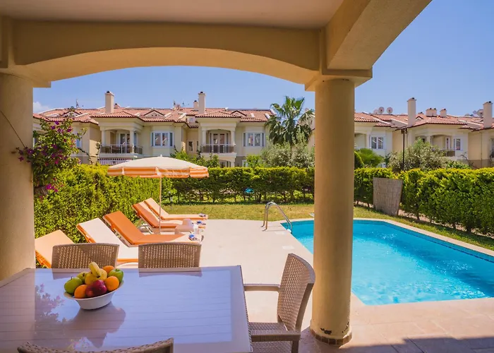 فيلة Sunset Club Aqualettings Pearl 4 *