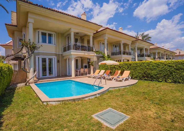 Sunset Club Aqualettings Pearl 4 فيلة *